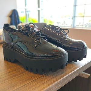 Chunky Platform Shiny Black Shoes Sz 5.5